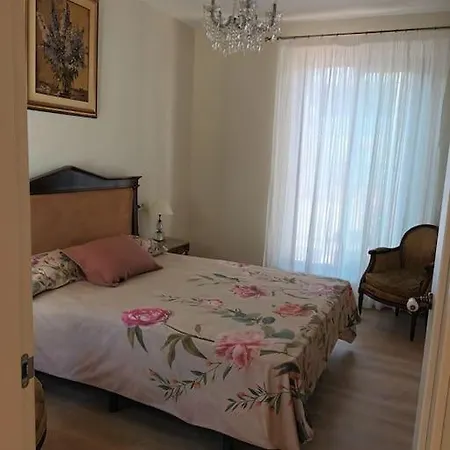 Semesterbostad La Busa, Un Hogar En La Playa Málaga